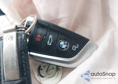 2020 BMW 330I xDrive z USA, uszkodzony, nr VIN 3MW5R7J02L8B11434